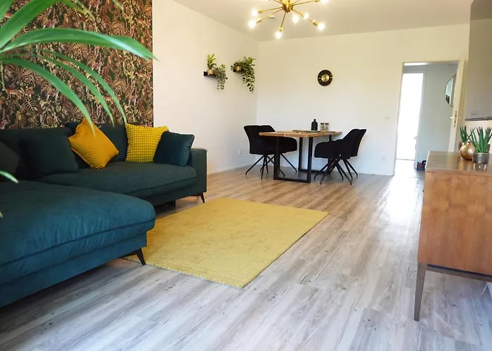 アパート Chrisma *